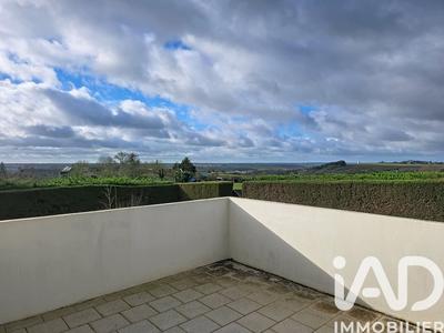 Maison - 122 m² - 9 pièces