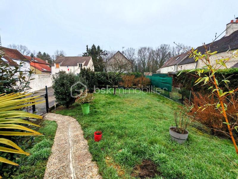 Maison - 104 m² - 5 pièces