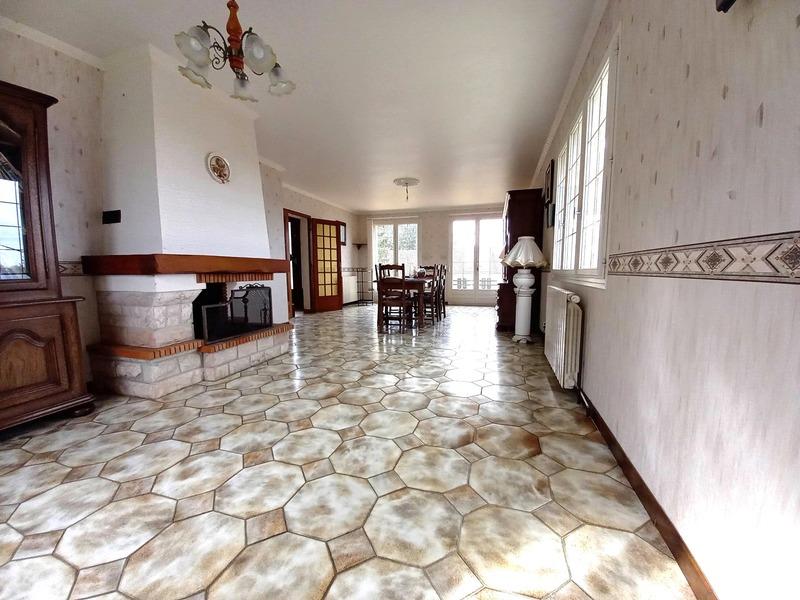 Maison - 102 m² - 4 pièces