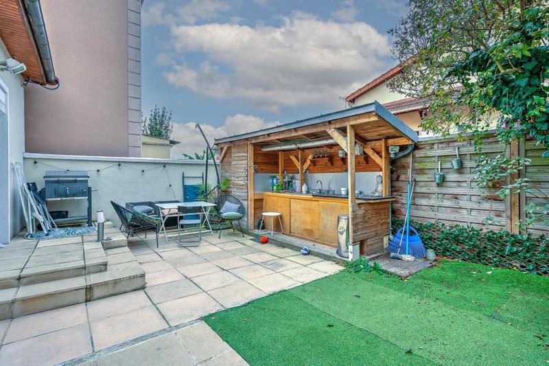 Maison - 69 m² - 5 pièces