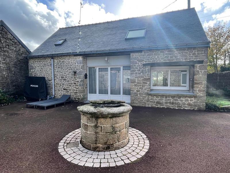 Maison - 225 m² - 8 pièces