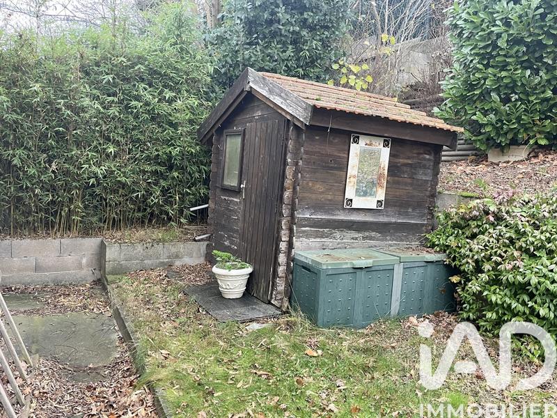 Maison - 221 m² - 13 pièces