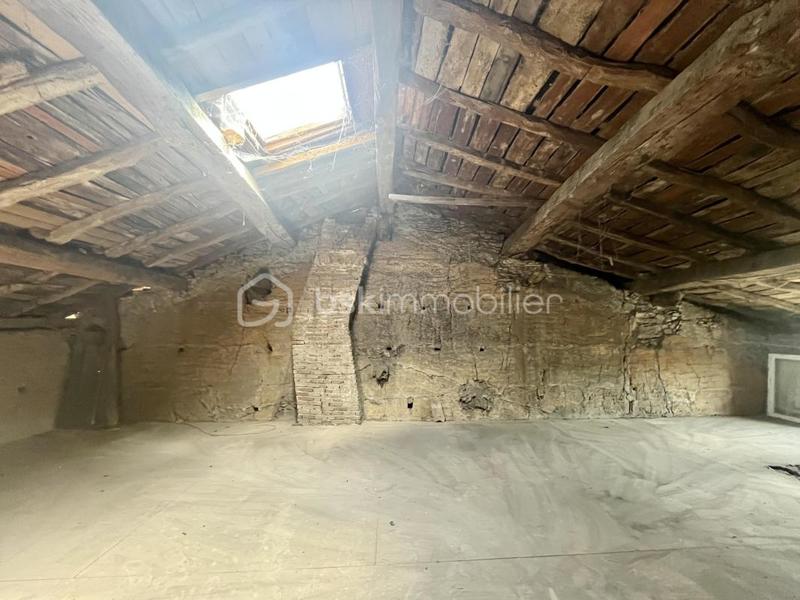 Appartement - 120 m² - 1 pièce