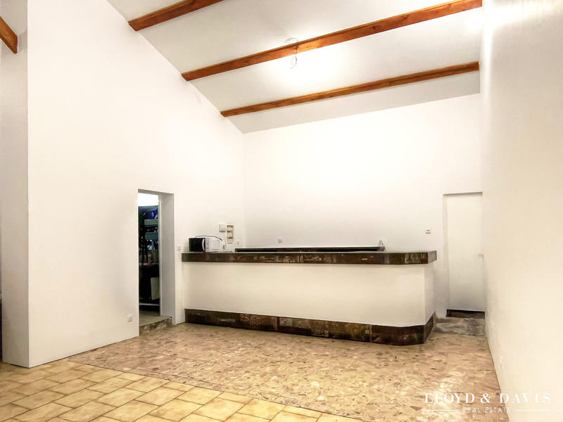 Local commercial - 300 m²