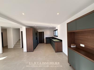 Maison contemporaine - 130 m² - 4 pièces