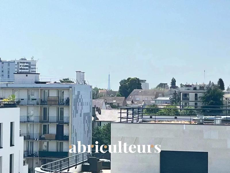 Appartement - 81 m² - 4 pièces