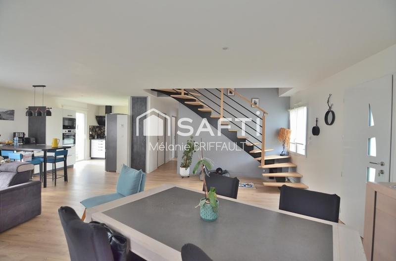 Maison - 136 m² - 6 pièces