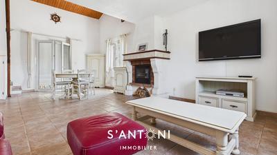 Maison - 145 m² - 4 pièces