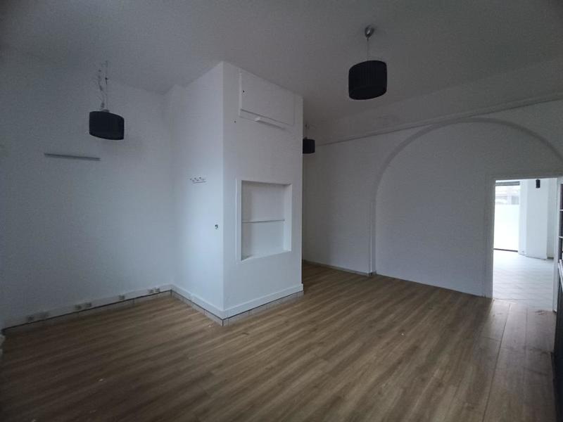 Local commercial - 60 m²