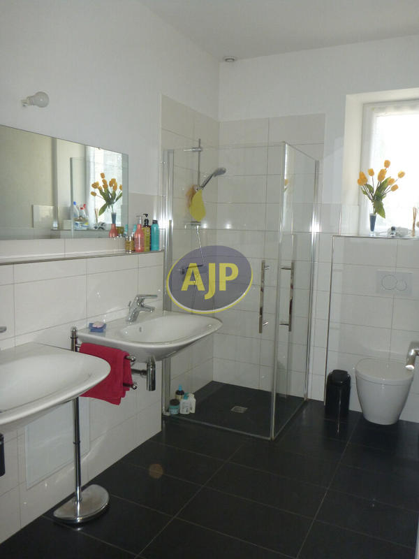 Maison - 540 m² - 15 pièces