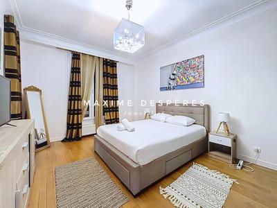 Appartement - 83 m² - 3 pièces