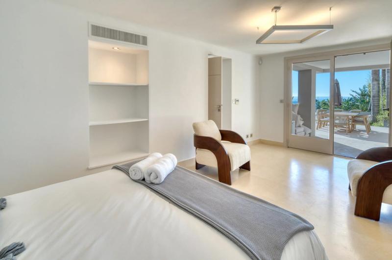 Villa - 320 m² - 6 pièces