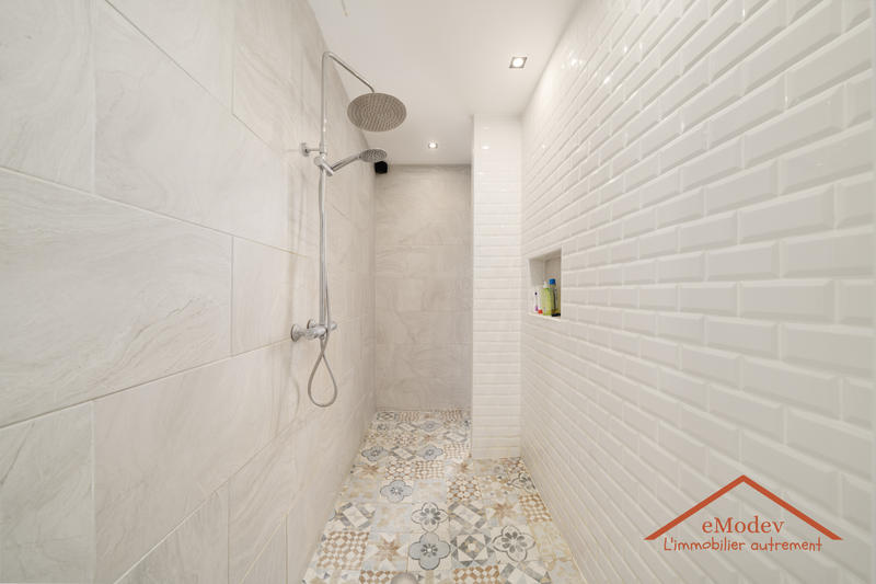 Maison - 97 m² - 4 pièces