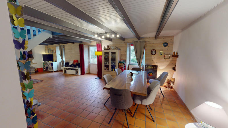 Maison - 120 m² - 4 pièces