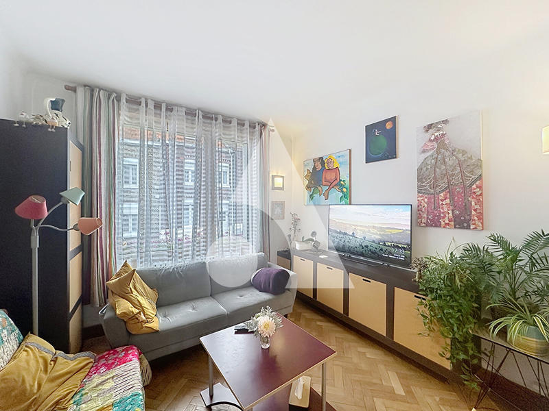 Maison - 96 m² - 5 pièces