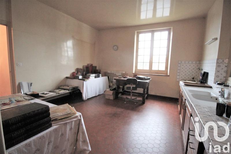 Maison - 246 m² - 8 pièces