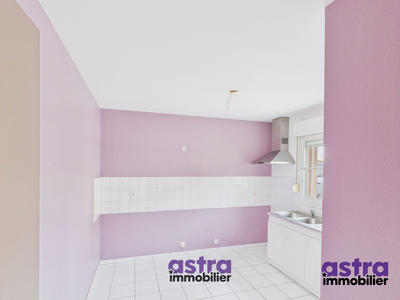 Maison - 100 m² - 4 pièces