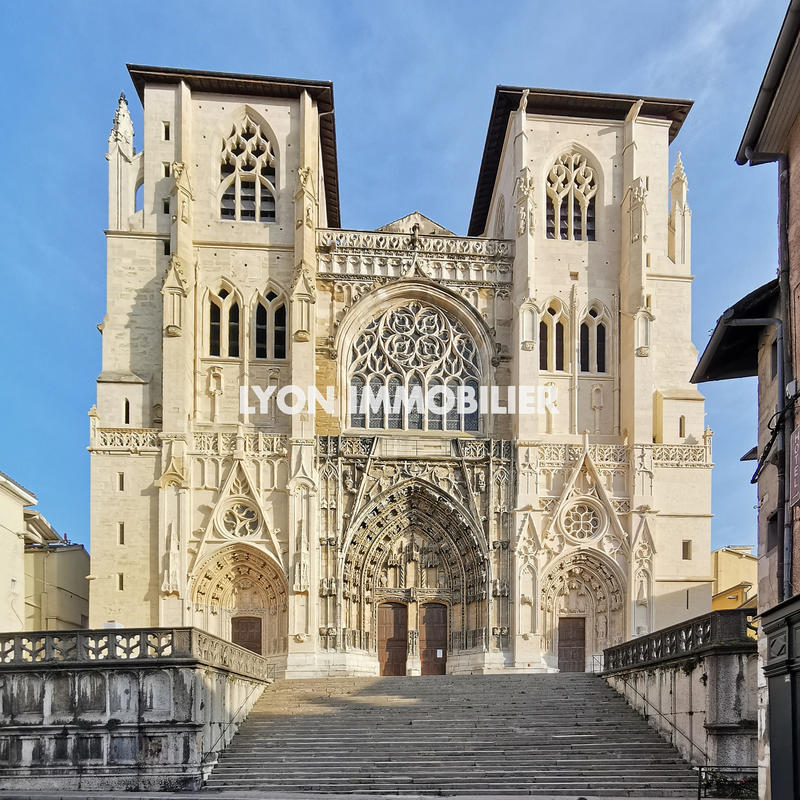 Fonds de commerce - Magasins - 180 m²