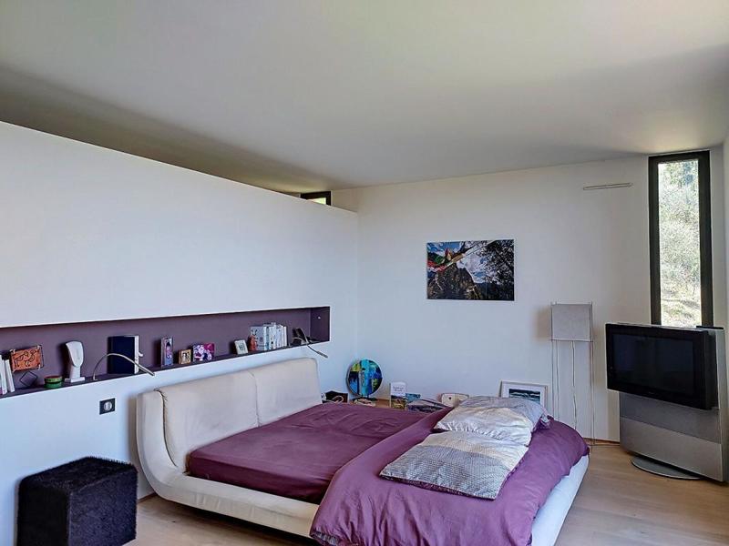 Villa - 222 m² - 6 pièces