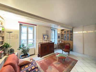 Maison - 174 m² - 5 pièces