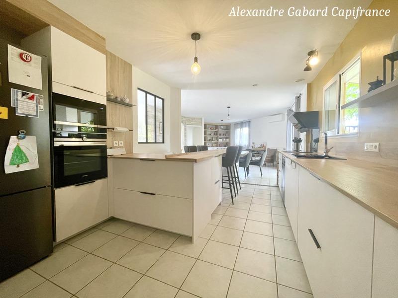 Maison - 152 m² - 6 pièces