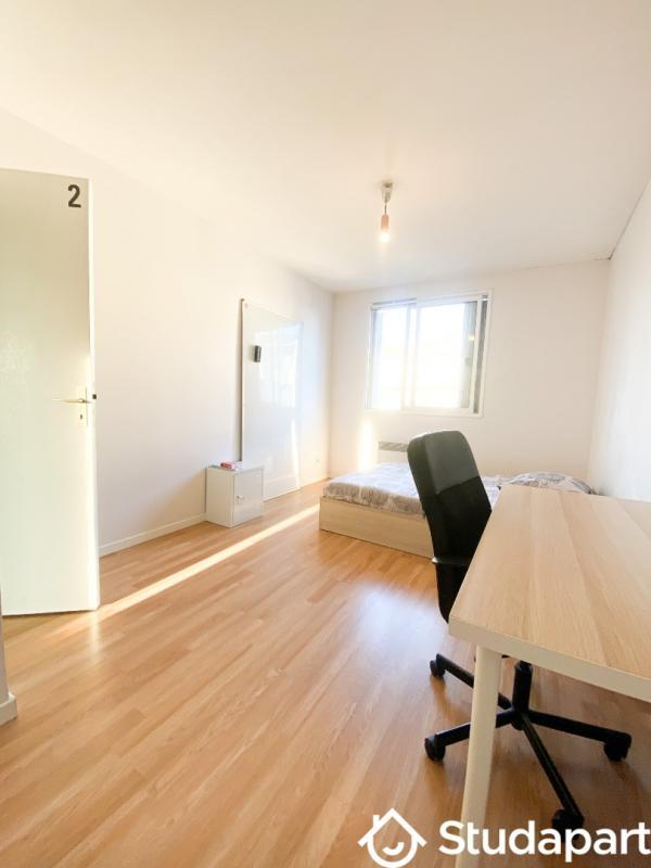 Chambre - 15 m² - 1 pièce
