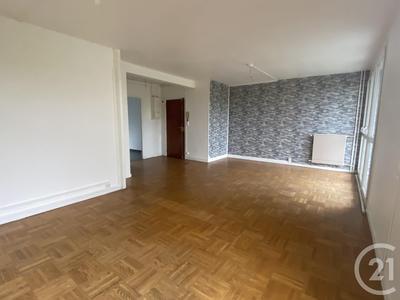 Appartement - 99 m² - 5 pièces