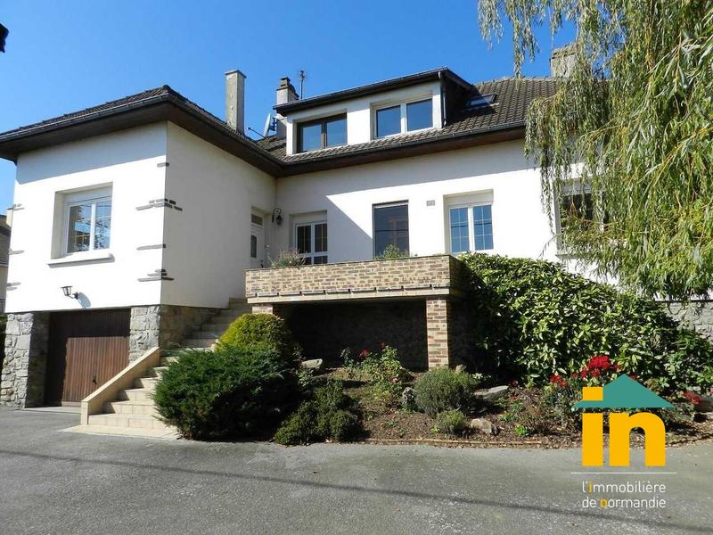 Maison de ville - 198 m² - 7 pièces