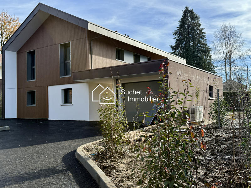 Maison - 145 m² - 6 pièces