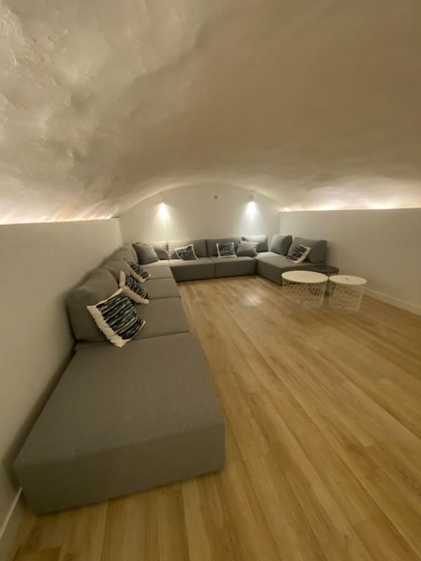 Appartement - 148 m² - 9 pièces