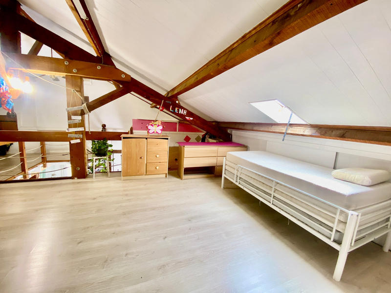 Appartement - 198 m² - 4 pièces