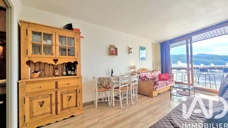 Studio - 25 m² - 1 pièce