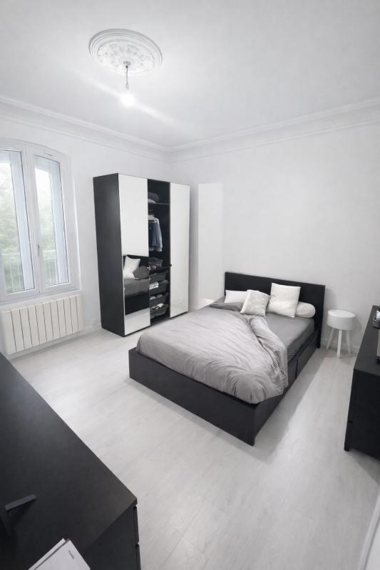 Demeure - 302 m² - 11 pièces