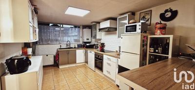 Maison - 99 m² - 5 pièces