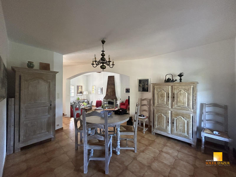 Villa - 168 m² - 5 pièces