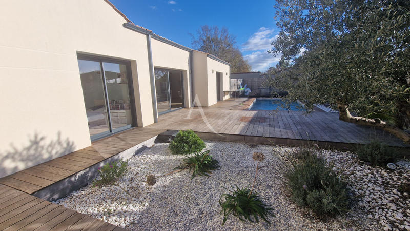 Maison - 161 m² - 6 pièces