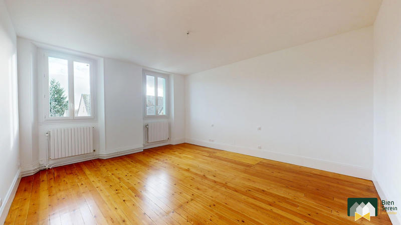 Maison - 167 m² - 8 pièces