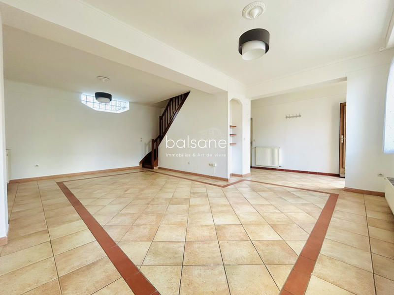 Maison - 110 m² - 5 pièces