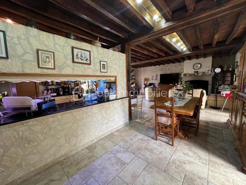 Maison en pierre - 176 m² - 7 pièces