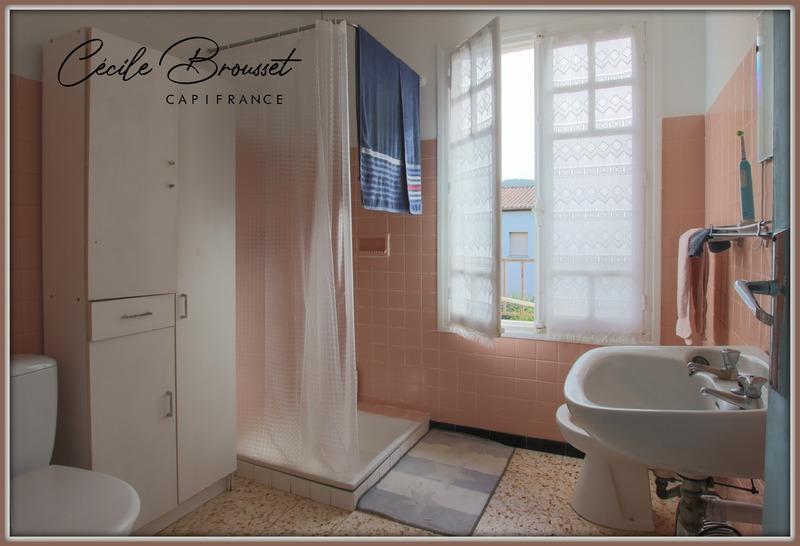 Maison - 236 m² - 13 pièces