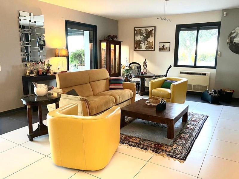 Villa - 130 m² - 6 pièces