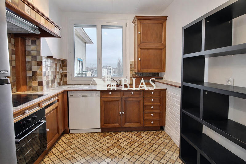 Appartement - 97 m² - 4 pièces