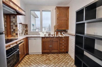 Appartement - 97 m² - 4 pièces