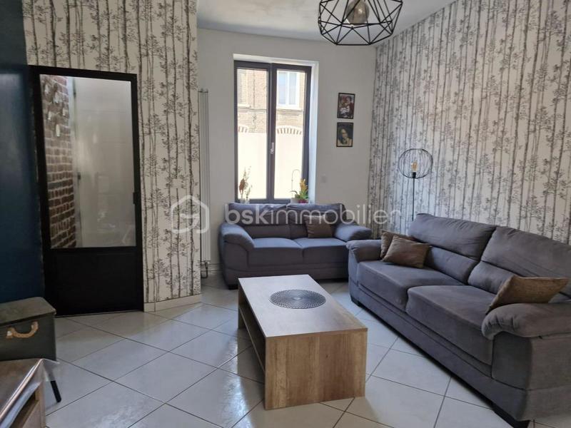 Maison - 77 m² - 5 pièces