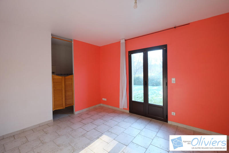 Maison - 260 m² - 9 pièces