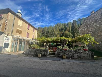 Fonds de commerce - 300 m²