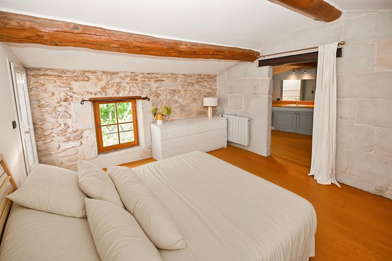 Maison - 99 m² - 6 pièces