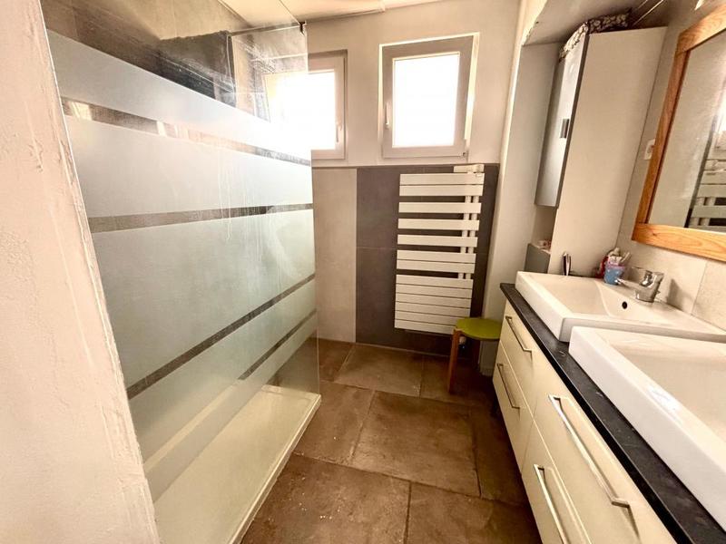 Maison - 92 m² - 3 pièces