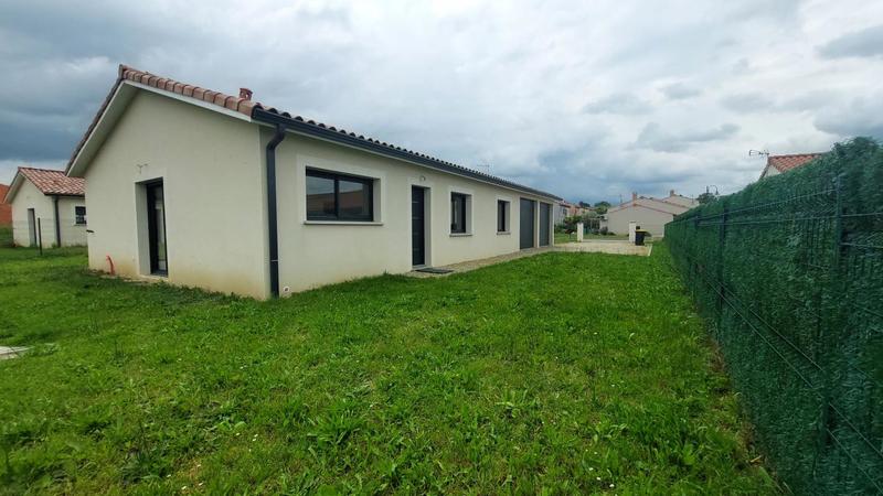 Maison - 96 m² - 4 pièces