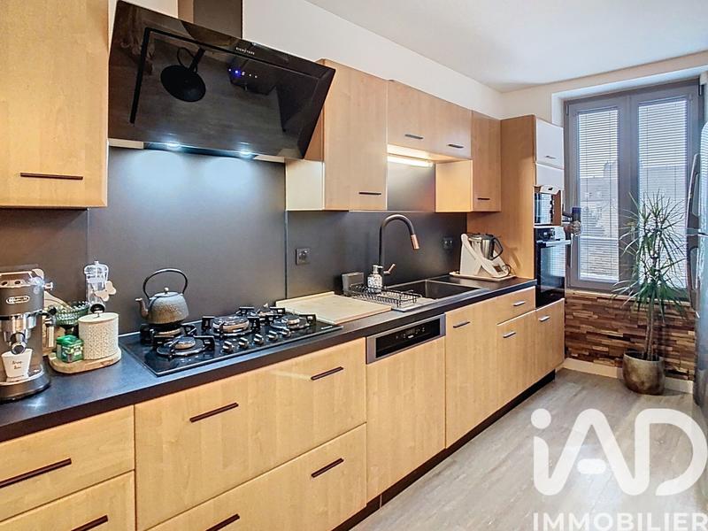 Maison - 82 m² - 5 pièces